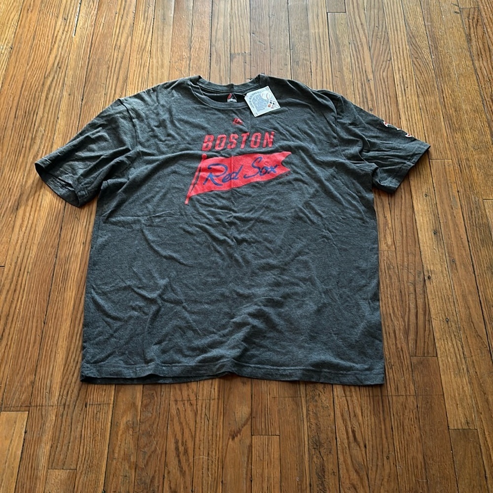 Sz XL Men’s Boston Red Socks Majestic MLB Gray Shirt